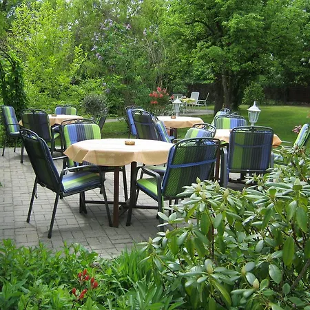 بيت ضيافة Gaestehaus Am Schwarzer 3*